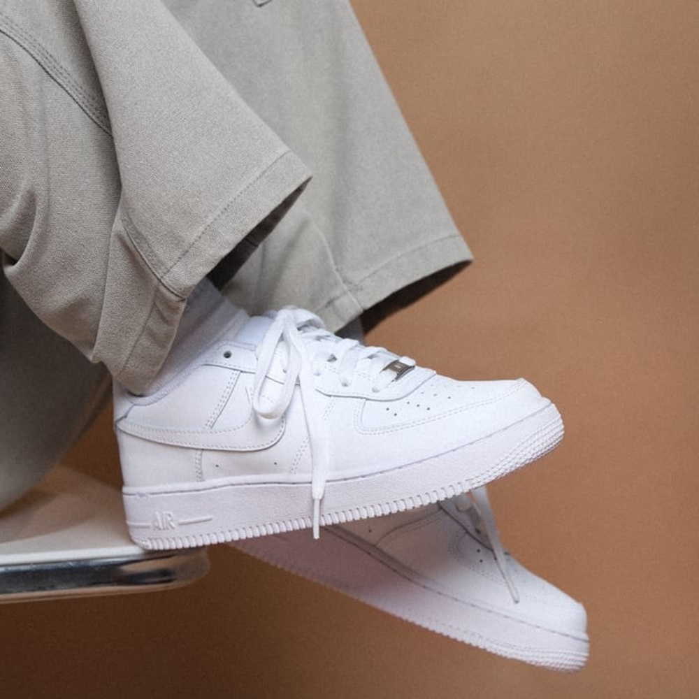 Nike Big Kids Air Force 1 LE FV5951 111